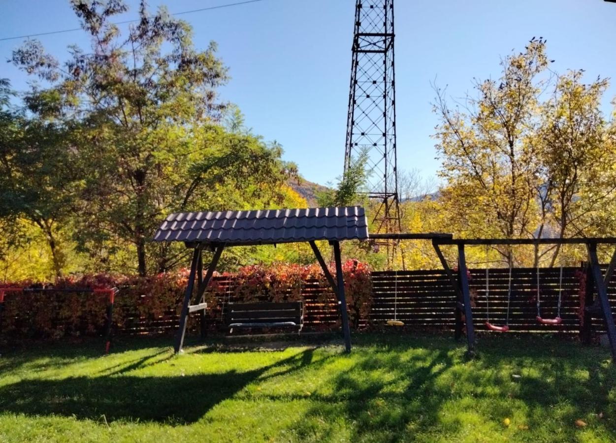 Vila Roxana Pangarati Εξωτερικό φωτογραφία