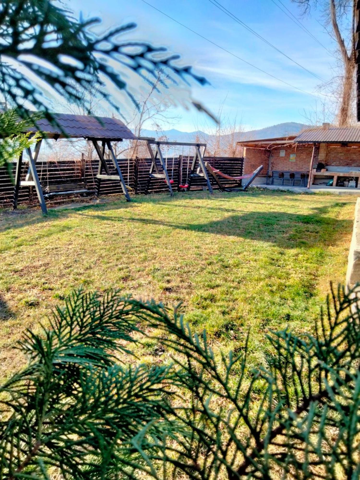 Vila Roxana Pangarati Εξωτερικό φωτογραφία